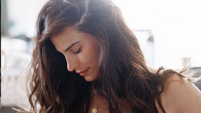 Χριστίνα Μπόμπα: Το εκ γενετής σημάδι που έχουν οι δίδυμες και τι σημαίνει