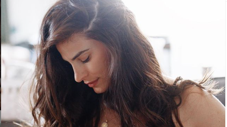 Χριστίνα Μπόμπα: Αποκάλυψε τα ονόματα που θα πάρουν τα δίδυμα.. με μια εικόνα