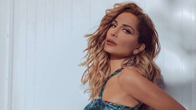 Απίστευτο: Η Δέσποινα Βανδή ως άντρας είναι ίδια... με τον Χριστόφορο Παπακαλιάτη [εικόνα]