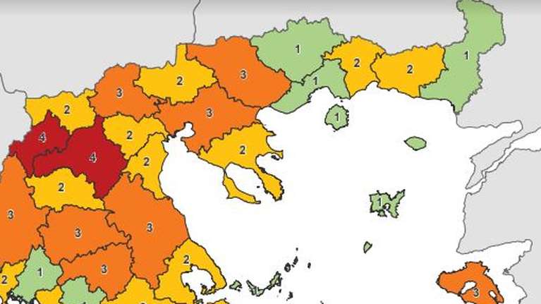 Κορονοϊός: &quot;Κοκκίνισε&quot; και η Καστοριά - &quot;Πορτοκαλί&quot; συναγερμός για Θεσσαλονίκη, Σέρρες, Λάρισα και Βοιωτία