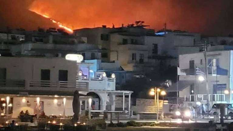 Σε ύφεση η φωτιά στην Πάρο - Δεν υπάρχουν ενεργά μέτωπα