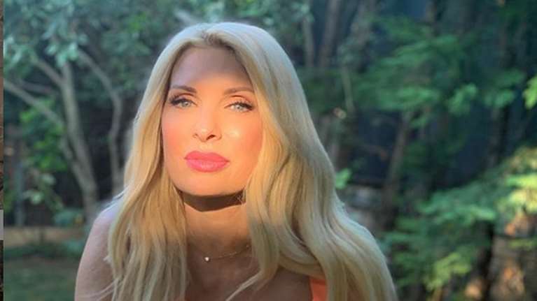 Το... απέραντο γαλάζιο της Μενεγάκη - Πού κάνει διακοπές η παρουσιάστρια [εικόνα]