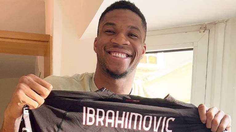 Ο Αντετοκούνμπο πήρε φανέλα από τον Ιμπραΐμοβιτς αλλά του είπε να κεράσει- &quot;Στείλτην πίσω&quot; έγραψε ο Πετρετζίκης