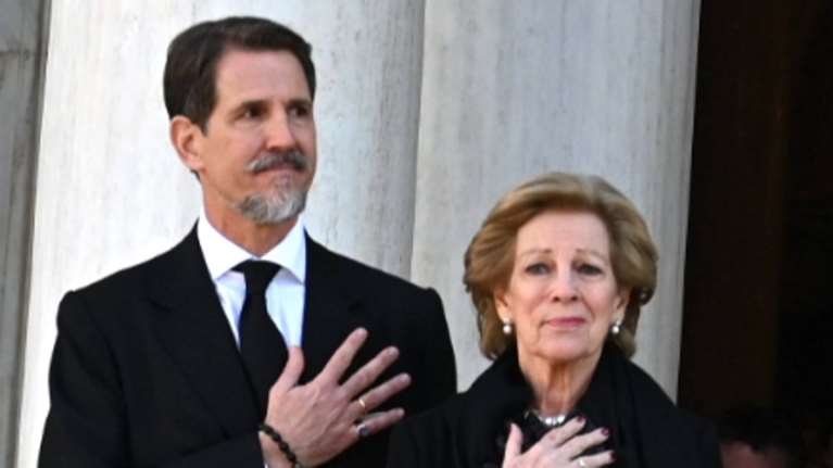 Στο Λονδίνο για την Κυριακή Μνήμης ο Παύλος: Η φωτογραφία του στους εορτασμούς με τη βασιλική οικογένεια