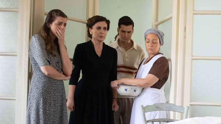 Αγριες Μέλισσες: Η Τρούμπα χτίζεται στο... Διαφάνι - Ξεκίνησε η προετοιμασία για τον δεύτερο κύκλο