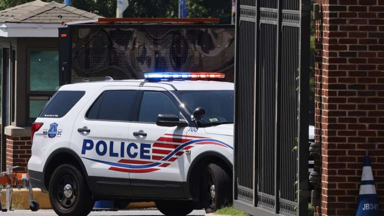 Συναγερμός στην Ουάσινγκτον: Πληροφορίες για ένοπλο σε στρατιωτική βάση [εικόνες]