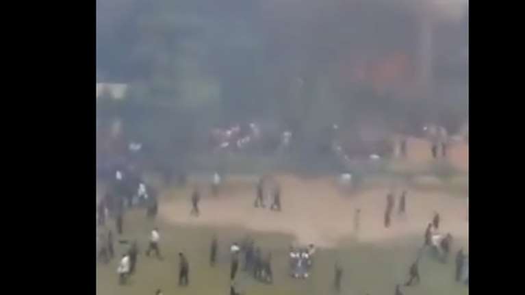 Μπαγκλαντές: Ένας νεκρός και αρκετοί τραυματίες από συντριβή εκπαιδευτικού αεροσκάφους σε πανεπιστημιούπολη