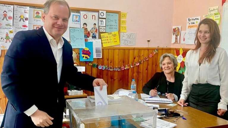 Εκλογές - Ψήφισε στην Πρώτη Σερρών ο Κώστας Αχ. Καραμανλής: Τον πρώτο και απόλυτο λόγο έχουν οι πολίτες