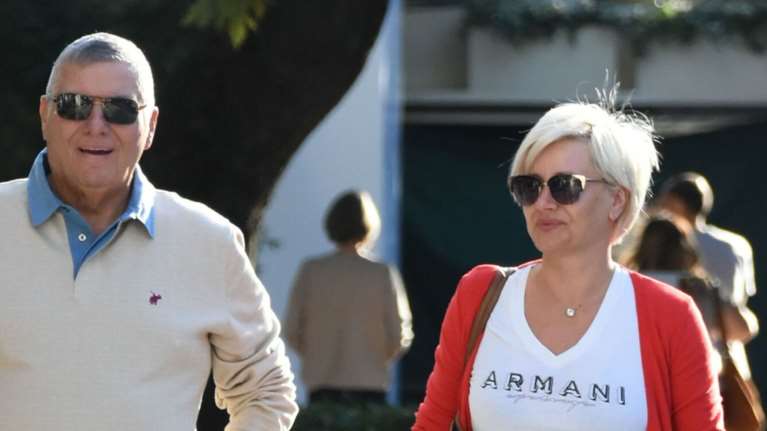 Μαρία Καρρά: Εξηγήσεις στον εισαγγελέα θα δώσει η χήρα Τράγκα - &quot;Ξέχασε&quot; να δηλώσει 30 εκατ. ευρώ στο πόθεν έσχες