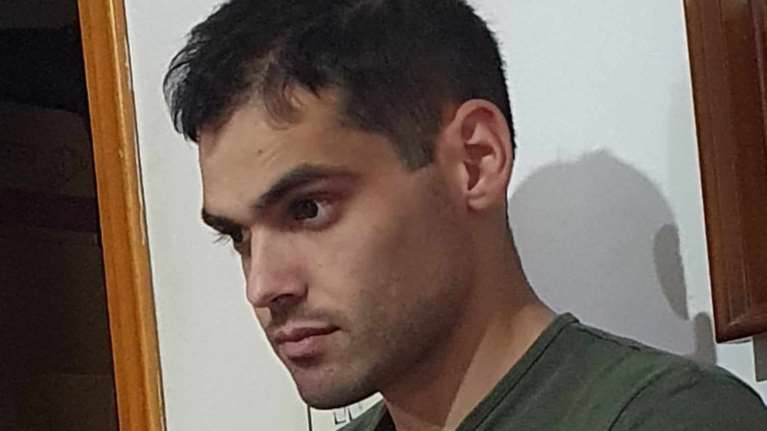 Hράκλειο: Σπαρακτική ανάρτηση για τον 29χρονο που δέχτηκε πυροβολισμό στο κεφάλι – "Για όσους ξεχάσατε τον Νίκο…"