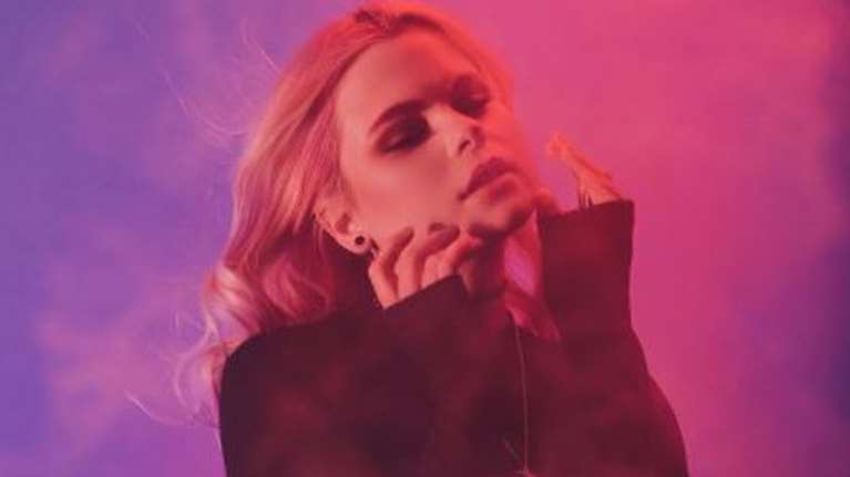 Νέα αποκάλυψη για Στάθη Παναγιωτόπουλο από τραγουδίστρια: Τον γνώρισα όταν ήμουν ανήλικη...