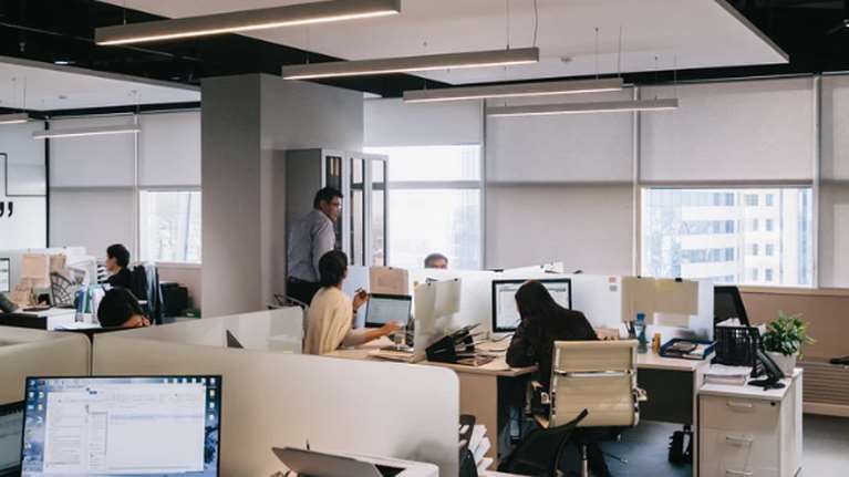 ΟΟΣΑ: Στο 20,6% ο μέσος συντελεστής φορολογίας επιχειρήσεων το 2020