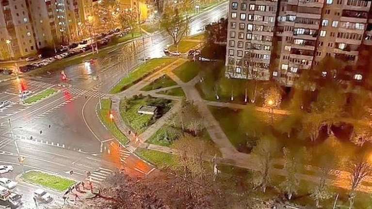 Αυτογκόλ των Ρώσων: Η στιγμή που βομβαρδίζουν κατά λάθος δική τους πόλη κοντά στα σύνορα με την Ουκρανία [Βίντεο]