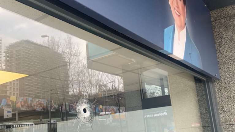 Τουρκία: Ένοπλη επίθεση στα γραφεία του κόμματος της Ακσενέρ στην Κωνσταντινούπολη