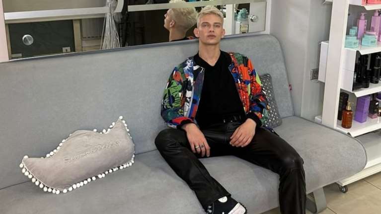 Ερμής Καραγιάννης: Πέφτοντας από τον 5ο όροφο αυτοκτόνησε το 23χρονο μοντέλο - Ο πατέρας του προσπάθησε να τον σώσει