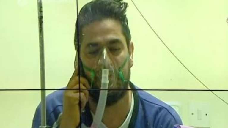 Κορονοϊός - ΑΧΕΠΑ: Συγκλονίζει ο 42χρονος που μίλησε με το οξυγόνο - &quot;Θέλει υπομονή...&quot; [βίντεο]