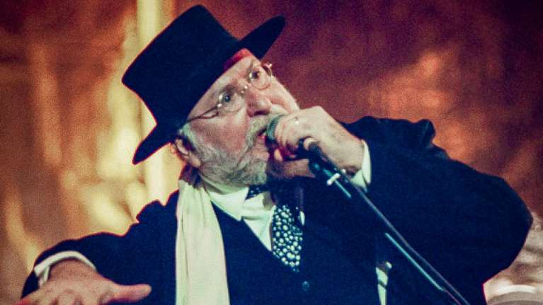 Στη γειτονιά του Διονύση Σαββόπουλου στη Θεσσαλονίκη - Ποιοι ήταν οι &quot;Επαναστάτες της Οδού Ζάννα&quot;