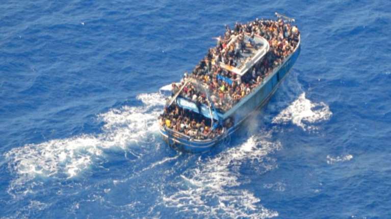 Ναυάγιο στην Πύλο: Το Politico γράφει ότι η Ελλάδα δεν απάντησε ποτέ σε πρόταση της Frontex να στείλει αεροπλάνο