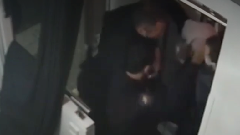 Γαλλία: Υπόθεση τύπου &quot;Τζορτζ Φλόιντ&quot; με θύμα ένα μαύρο - Σοκάρει η αστυνομική βία [βίντεο]