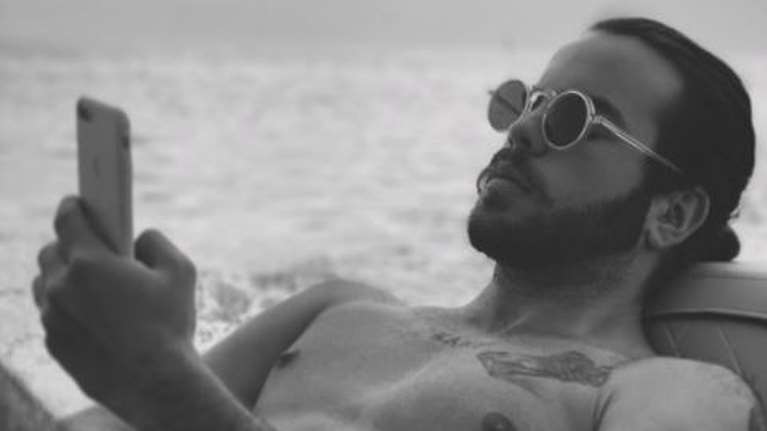 Αγγελος Λάτσιος: Παίζει με τη μικρή αδελφή του, Μαρίνα - Το τρυφερό κλικ