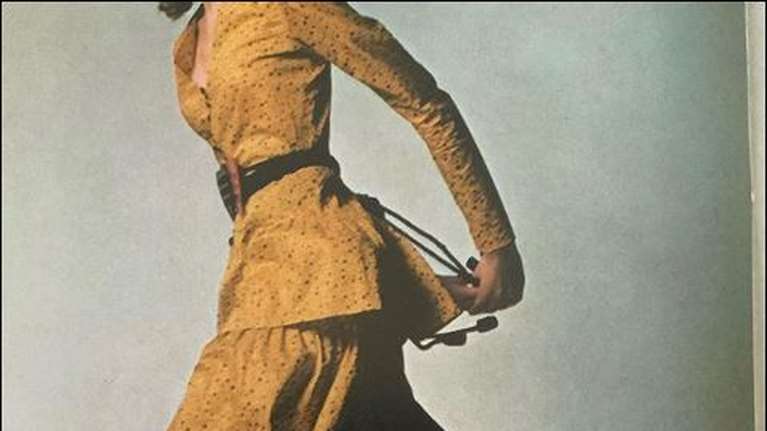 Ένας Instagram λογαριασμός κάνει αναδρομή στην ιστορία της μόδας μέσα από παλιά editorials