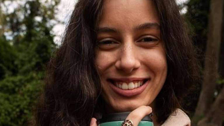 Πέθανε η ηθοποιός, Ορσαλία Ρόγκα στα 25 της χρόνια - Το αντίο του Θεάτρου Τέχνης