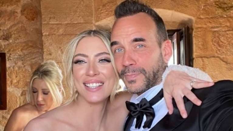 Ο Πάνος Μουζουράκης αποκάλυψε το φύλο του μωρού που περιμένει με τη Μαριλού Κοζάρη