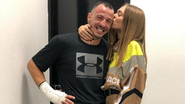 Ράκος η καλλονή σύντροφος του Τάσου Μπερδέση: Λίγα λεπτά πριν είχαμε μιλήσει μαζί [βίντεο]