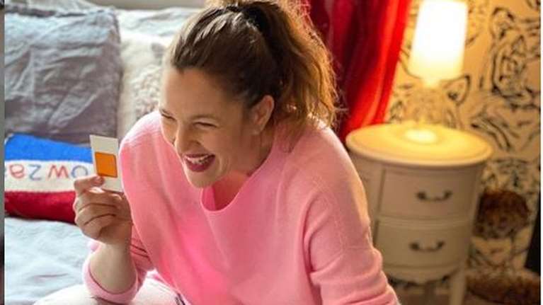 Η 7χρονη κόρη της Drew Barrymore την φωτογράφισε για το εξώφυλλο μεγάλου περιοδικού