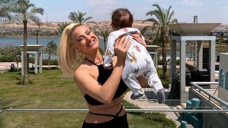 Ιωάννα Τούνη: Η εξομολόγηση για τον δύσκολο τοκετό - &quot;Ακουγα τους γιατρούς να φωνάζουν &#39;σφήνωσε το μωρό, τραβήξτε&#39;&quot;