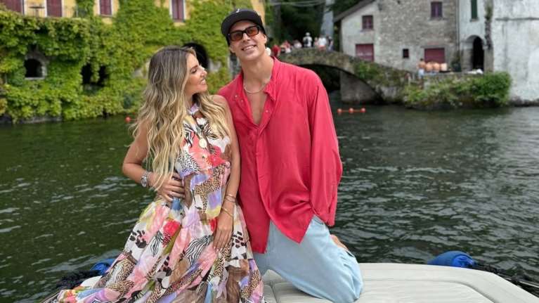 Παντρεύονται Αθηνά Οικονομάκου και Μπρούνο Τσερέλα: "Μια τέλεια μέρα με φίλους και οικογένεια!" - Το εντυπωσιακό μονόπετρο