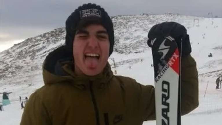 Σέλι: Έμπειροι διασώστες αμφισβητούν μέρος της ιστορίας του σκιέρ που είχε χαθεί - "Δεν βγάζουν νόημα το 2025"