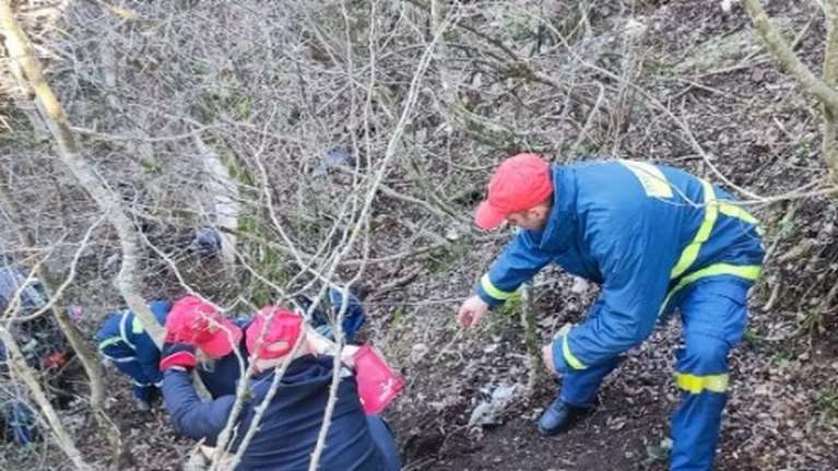 Τρίπολη: Απεγκλωβίστηκε άνδρας από ρέμα στο δήμο Γορτυνίας – Είναι καλά στην υγεία του