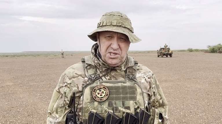 Επανεμφάνιση Πριγκόζιν μετά την ανταρσία της Βάγκνερ - Με ρούχα παραλλαγής σε χώρα της Αφρικής [βίντεο]