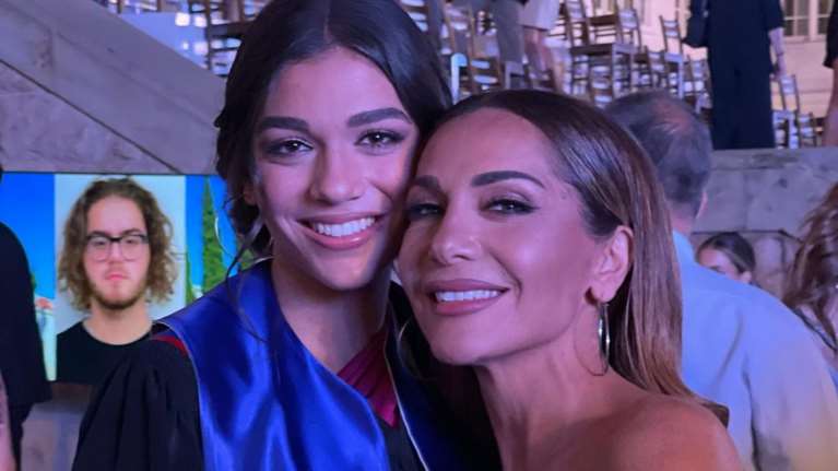 Αγάπη υπερβολική: H Μελίνα Νικολαΐδη ευχήθηκε στον σύντροφό της με τραγούδι της Άννας Βίσση και όχι της μητέρας της