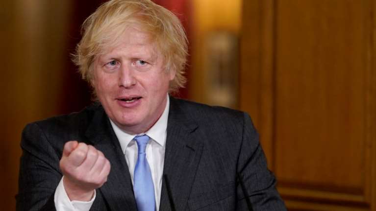 Ο Μπόρις Τζόνσον κάνει push ups για να δείχνει πως είναι &quot;γεμάτος ενέργεια&quot; [εικόνες]