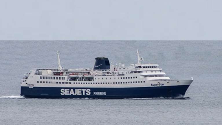 Μηχανική βλάβη στο Super Star εν μέσω 7 μποφόρ - Πλέει με μειωμένη ταχύτητα προς Βόλο