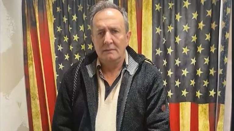 Δολοφονία ξενοδόχου στη Ρόδο: Η κακή σκηνοθεσία του "τροχαίου", τα σημεία στίξης στο SMS και το αυτοκόλλητο