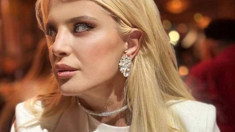 Χαμός στο Instagram με την ...αγνώριστη Μαρίνα Πατούλη - &quot;Ποια είναι η κοπέλα;&quot; [εικόνες]