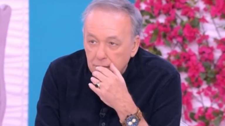 Απίστευτος καυγάς στη "Super Κατερίνα" - Αποχώρησε από το πλατό ο Ανδέας Μικρούτσικος