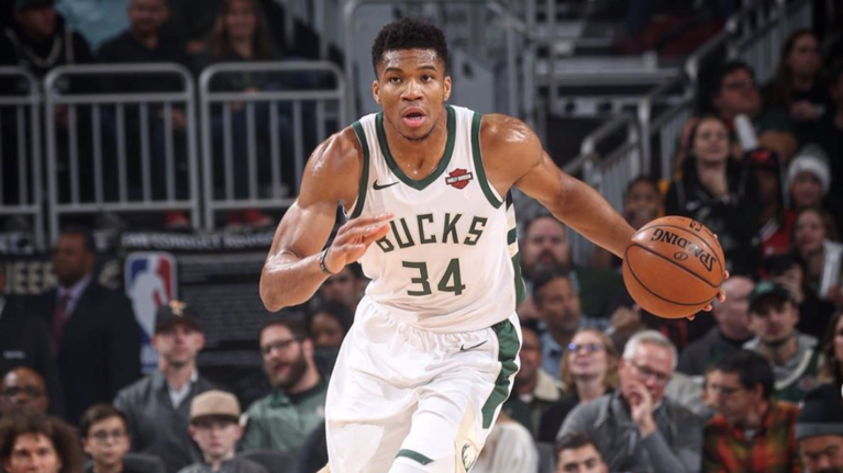 Αφοπλιστικός Αντετοκούνμπο: "Το σπίτι μου στην Ελλάδα ήταν μικρότερο από το δωμάτιό μου στο Ορλάντο"