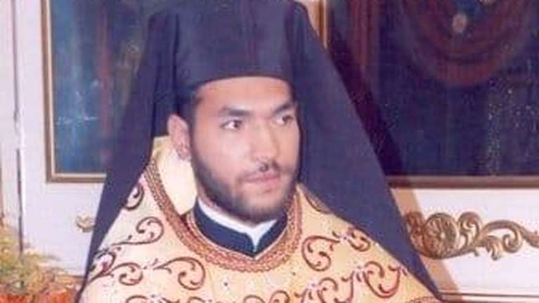 Μονή Πετράκη: Οι περίεργες αναρτήσεις του ιερέα στο Facebook - Τι έγραψε λίγες ώρες πριν από την επίθεση