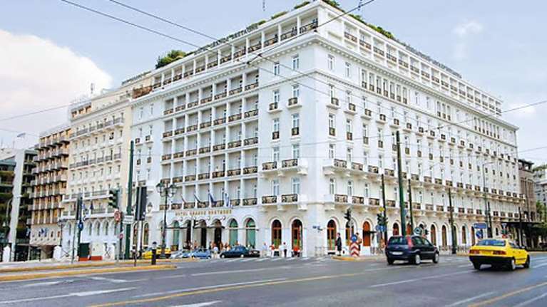 Δεν πωλείται το ξενοδοχείο Μεγάλη Βρετανία - Η ανακοίνωση του ομίλου Λάμψα