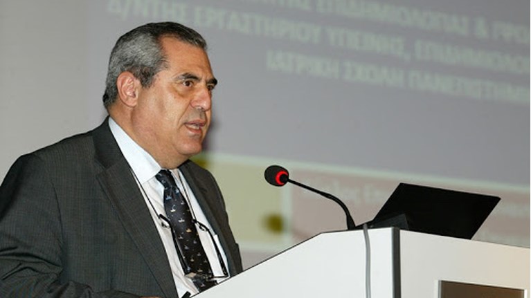 Χατζάκης