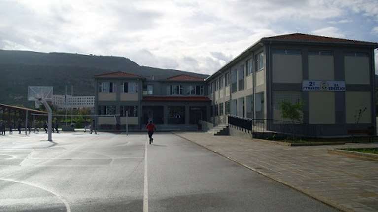 Χανιά- Απίστευτο: Ξυλοδαρμός καθηγητή από γονέα μαθητή- Επειδή του ζήτησε να φορέσει μάσκα