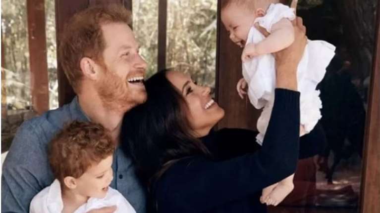 Τα παιδιά του Χάρι και της Μέγκαν δικαιούνται και θα φέρουν τους τίτλους &quot;πρίγκιπας&quot; και &quot;πριγκίπισσα&quot;
