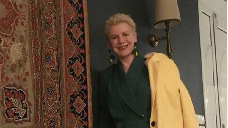 Η Ελενα Ακρίτα σχολιάζει την &quot;έξωση&quot; της Σάσας Σταμάτη από την παράσταση του Βασίλη Χαραλαμπόπουλου- Μην γίνεις Σάσα Σταμάτη