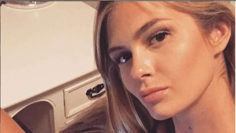 Τζένη Μπαλατσινού: Η νέα φωτογραφία της από το Μπέβερλι Χιλς - Ποιον Έλληνα συνάντησε εκεί [Εικόνα]