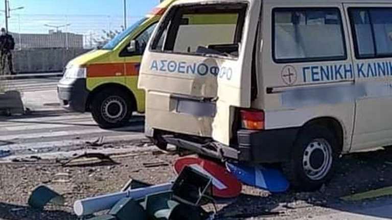 Κοζάνη: Ένας νεκρός και 10 τραυματίες σε ανατροπή αυτοκινήτου που μετέφερε μετανάστες