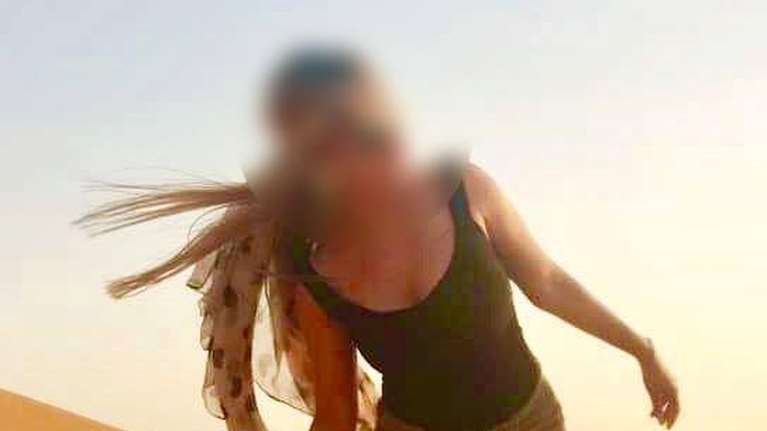 Επίθεση με βιτριόλι: &quot;Η γυναίκα με τα μαύρα μπορεί να εκτελούσε συμβόλαιο&quot; - Αποκάλυψη από τον δικηγόρο της Ιωάννας [Βίντεο]